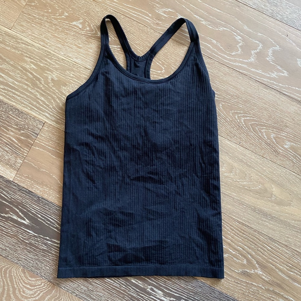 Lululemon Ebb to Street tank